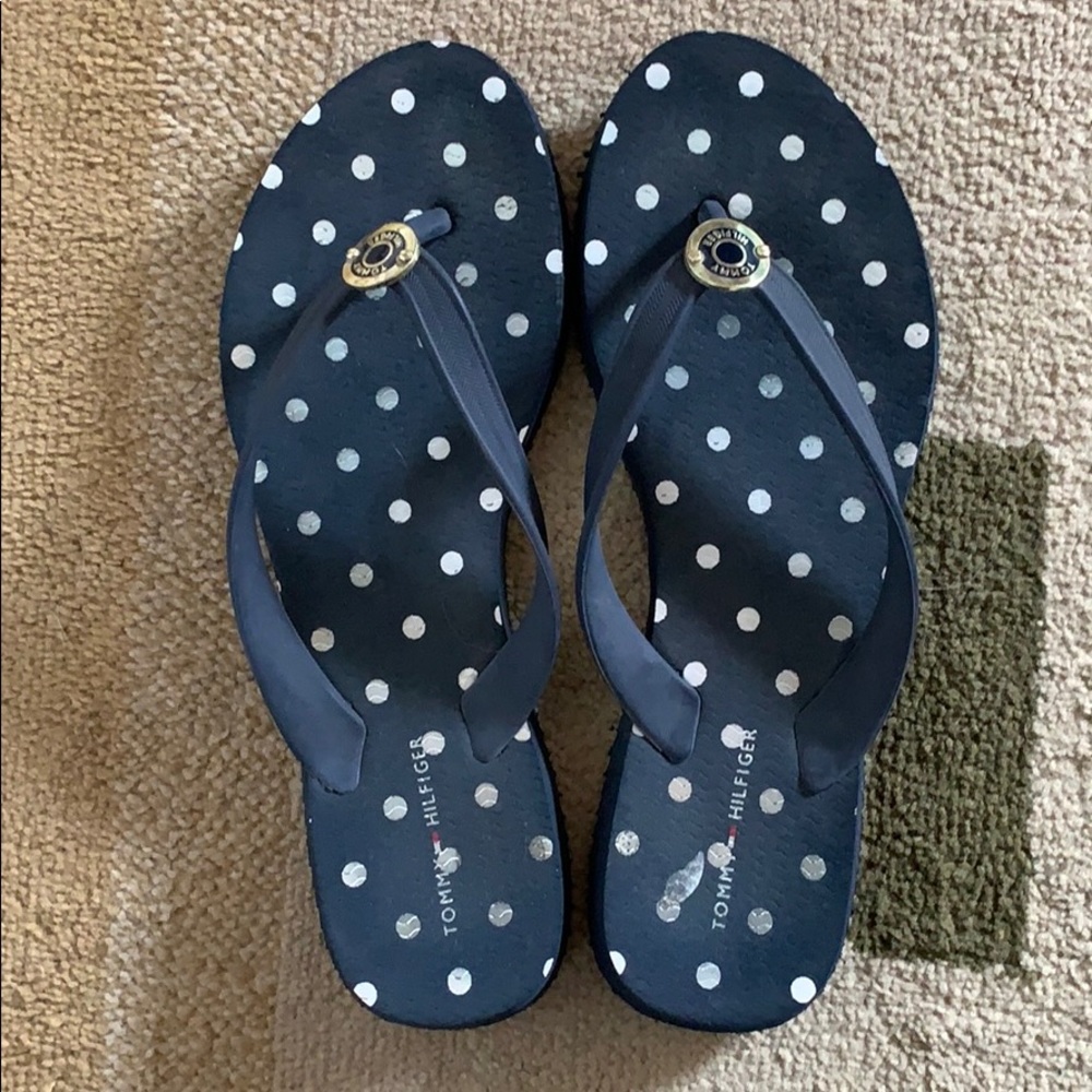(5/$25) Tommy Hilfiger Polka Dot Flip Flops 7/8